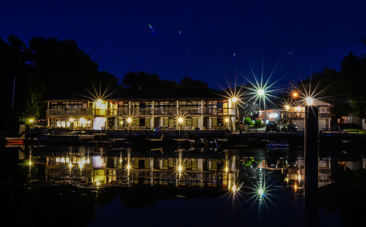 Kit Wat Motel & Marina ซอเบอร์บีช ภายนอก รูปภาพ